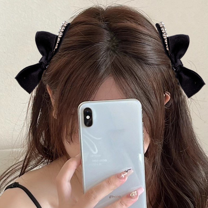 กิ๊บติดผม ผ้ากํามะหยี่ ประดับโบว์ พลอยเทียม สีดํา สไตล์เกาหลี สําหรับผู้หญิง 1 ชิ้น
