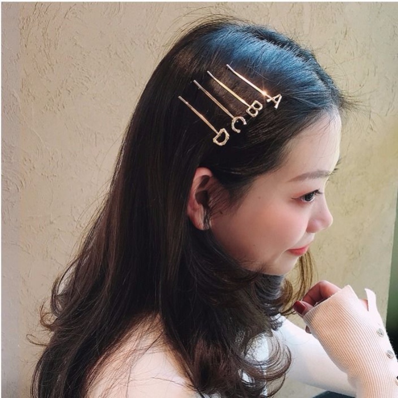 กิ๊บติดผมโลหะรูปตัวอักษรภาษาอังกฤษแฟชั่นสไตล์เกาหลี