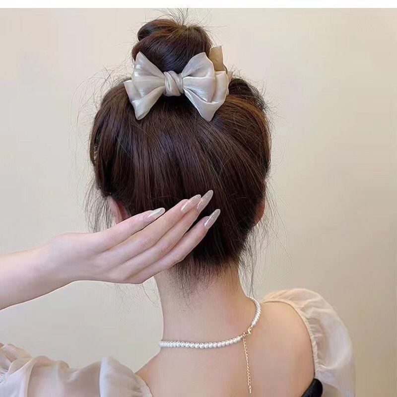 กิ๊บหนีบผมติดโบว์ ติดง่าย สะดวกและรวดเร็วในการใช้
