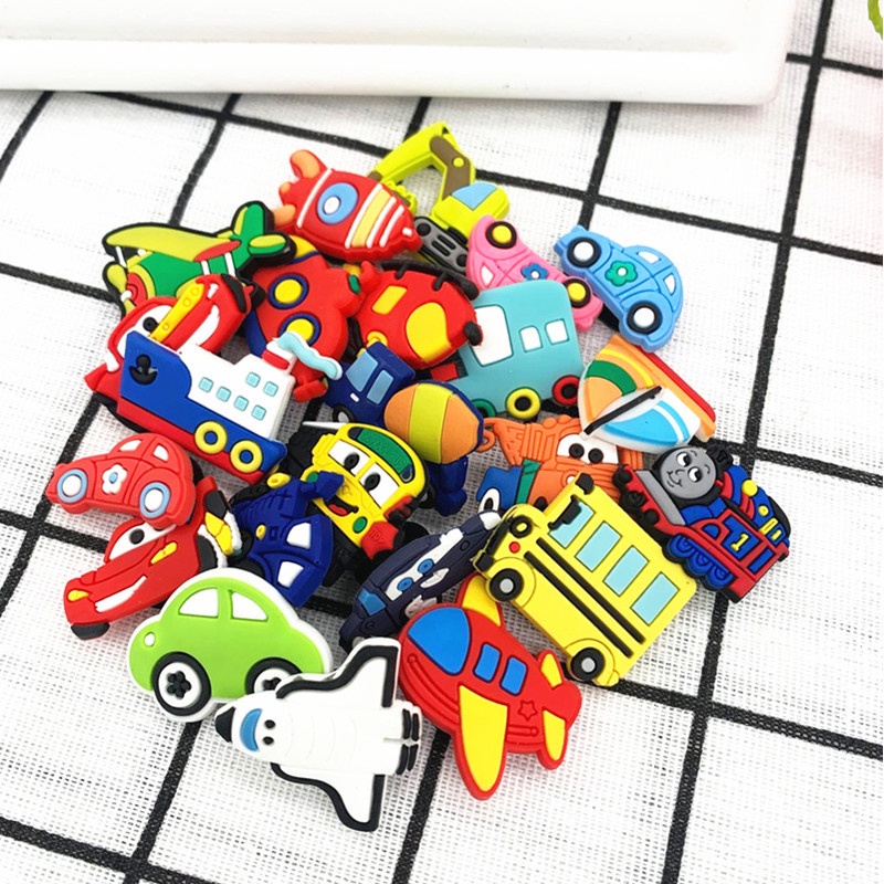 ขายดี jibbitz หมุดติดรองเท้าแตะ crocs หลากสี สําหรับตกแต่งรถยนต์ DIY 1 ชิ้น