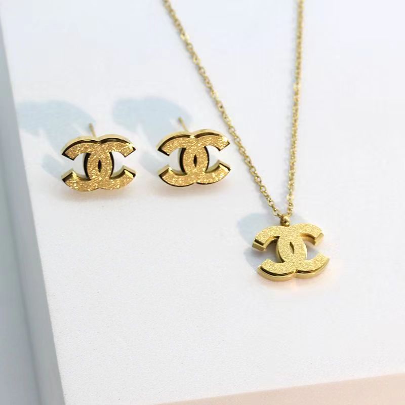 จี้สร้อยคอไทเทเนียม สเตนเลส 18K สีทอง สําหรับต่างหู