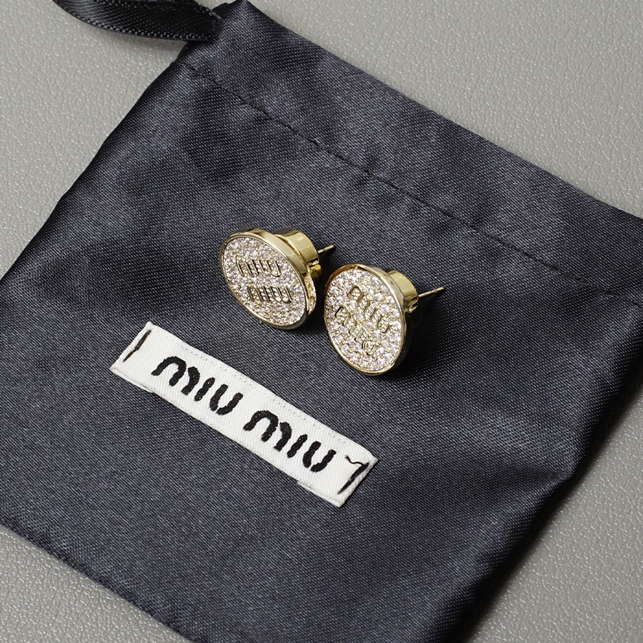 ชนชอป ต่างหู MIU มิว ดีไซน์วงกลม พื้นประดับคริสตัล *ปั้มหลัง* 2 จุด ตัวแป้น และ หลังฐาน