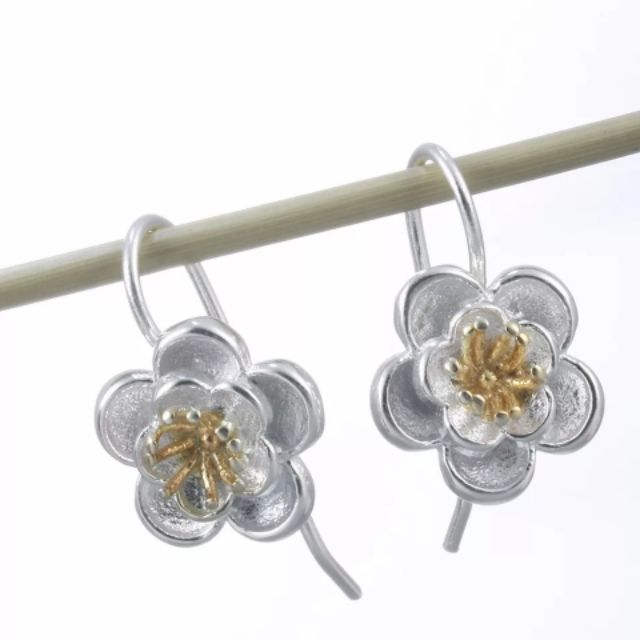 ต่างหูดอกไม้ • Flower Hook Earrings