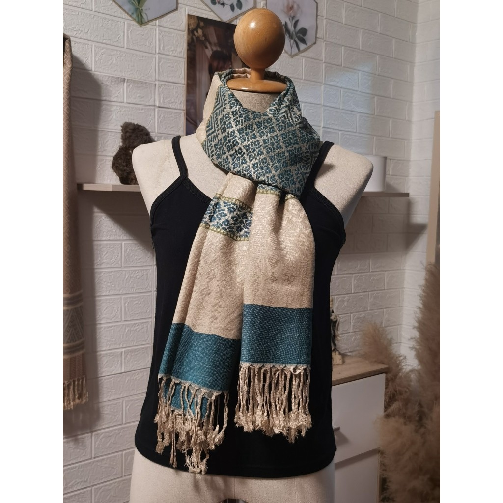 ผ้าพันคอ scarf ผ้าทอลายไทย 100% ของขวัญ ของฝากจากบุรีรัมย์