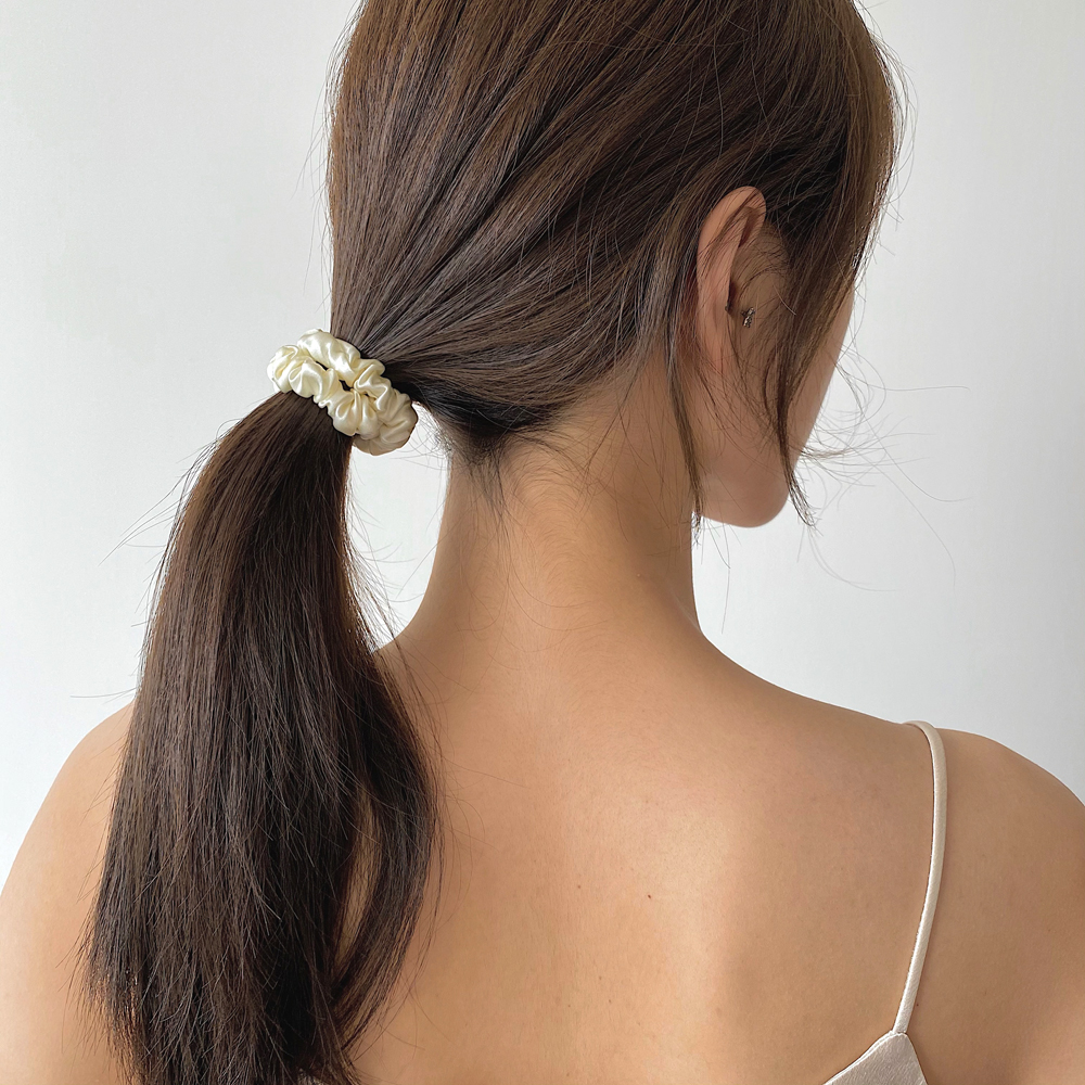 [พร้อมส่ง] อุปกรณ์ทําผมยางรัดผมซาตินยืดหยุ่นสําหรับผู้หญิง 3 ชิ้น #Shopee17