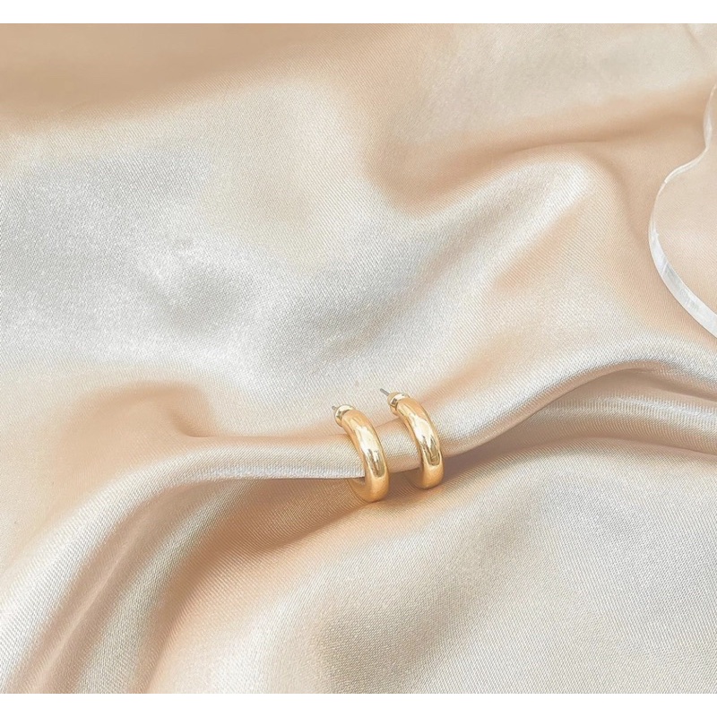 **พร้อมส่ง** เซตห่วง 1.8 ซม. สวยน่ารักมินิมอล  ราคา 60 บาท/ เซต