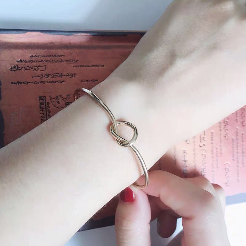 พร้อมส่งสร้อยข้อมือกําไลข้อมือโลหะสีโรสโกลด์สีเงินสีดําสไตล์ยุโรปอเมริกัน DIY