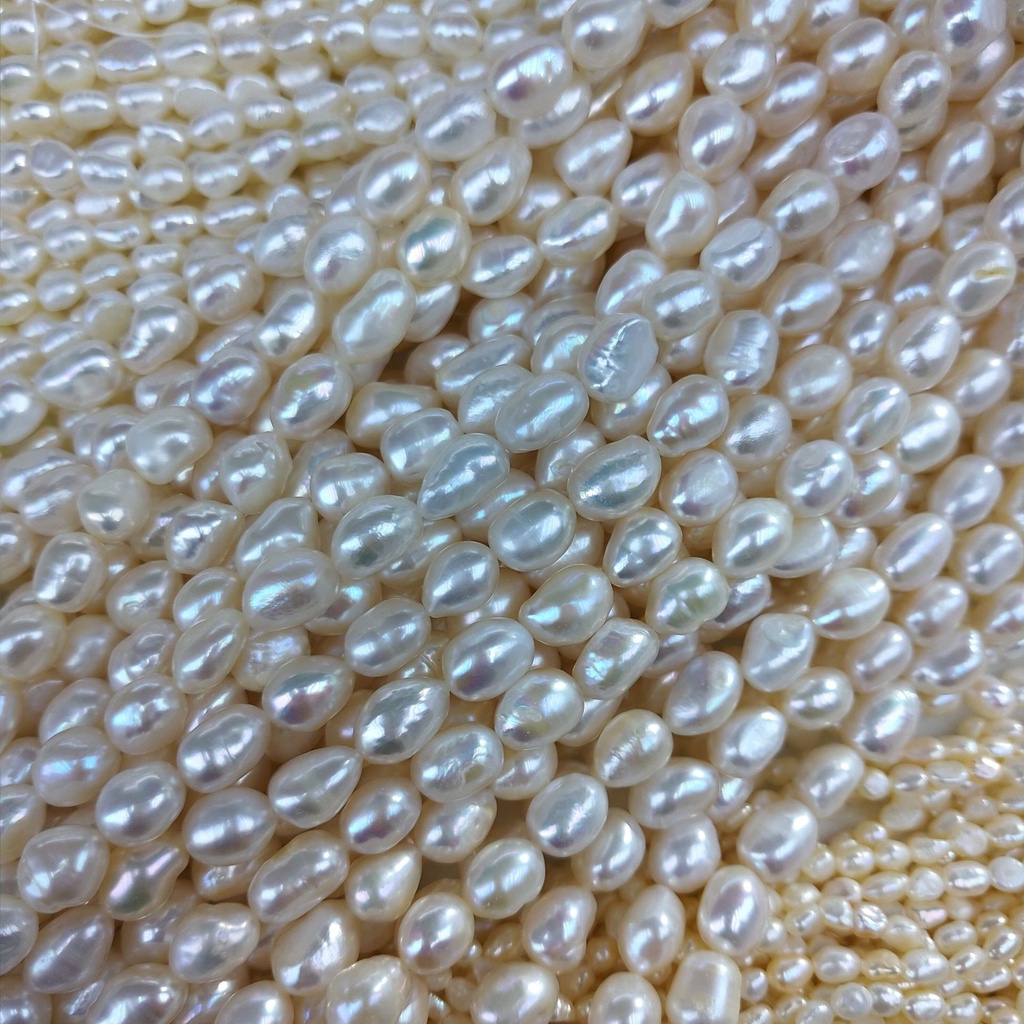 ลูกปัดไข่มุกธรรมชาติ สีขาว สําหรับทําเครื่องประดับ สร้อยคอ สร้อยข้อมือ DIY (4-10 มม.)
