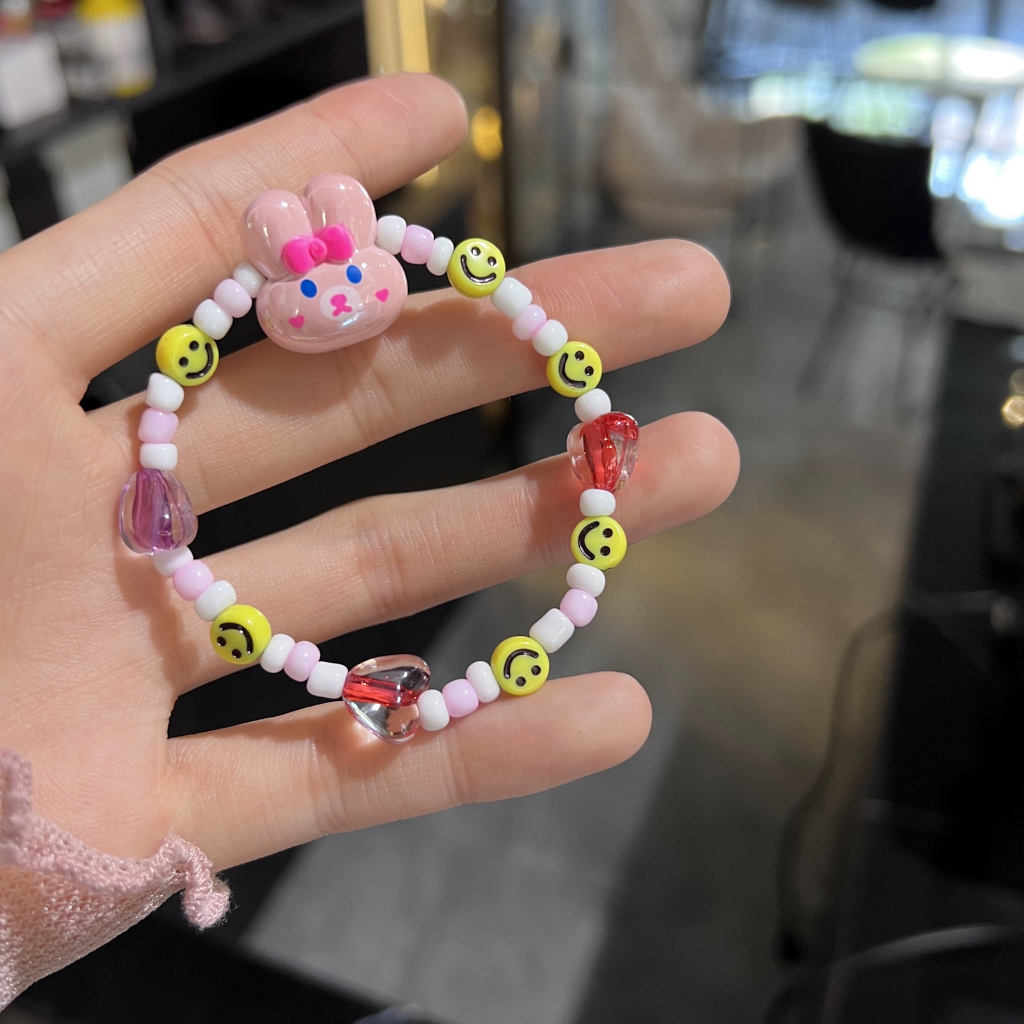 สร้อยข้อมือ ประดับลูกปัดเรซิ่น รูปการ์ตูนหมี กระต่าย หน้ายิ้มน่ารัก สีสันสดใส