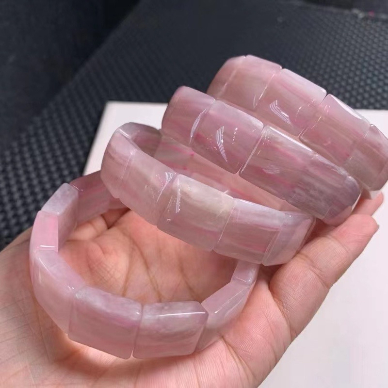 สร้อยข้อมือคาลไซต์ สีชมพูธรรมชาติ ขนาด 15-16 มม. 15-16 มม.