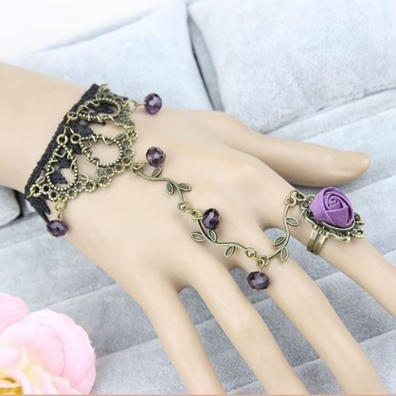 สร้อยข้อมือดอกกุหลาบหลากสีสไตล์โกธิค เสน่ห์ที่เป็นตัวของตัวเอง
