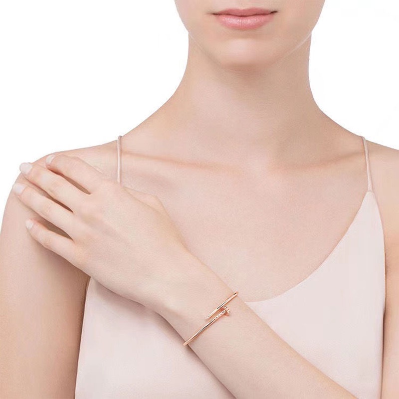 สร้อยข้อมือสเตนเลส ไทเทเนียม 18K สีโรสโกลด์ สําหรับของขวัญวันวาเลนไทน์