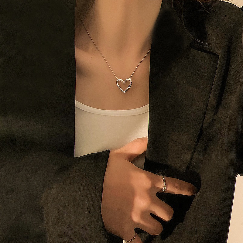 สร้อยคอจี้หัวใจสไตล์หวานสำหรับผู้หญิงสร้อยคอโซ่เงินเครื่องประดับแฟชั่น