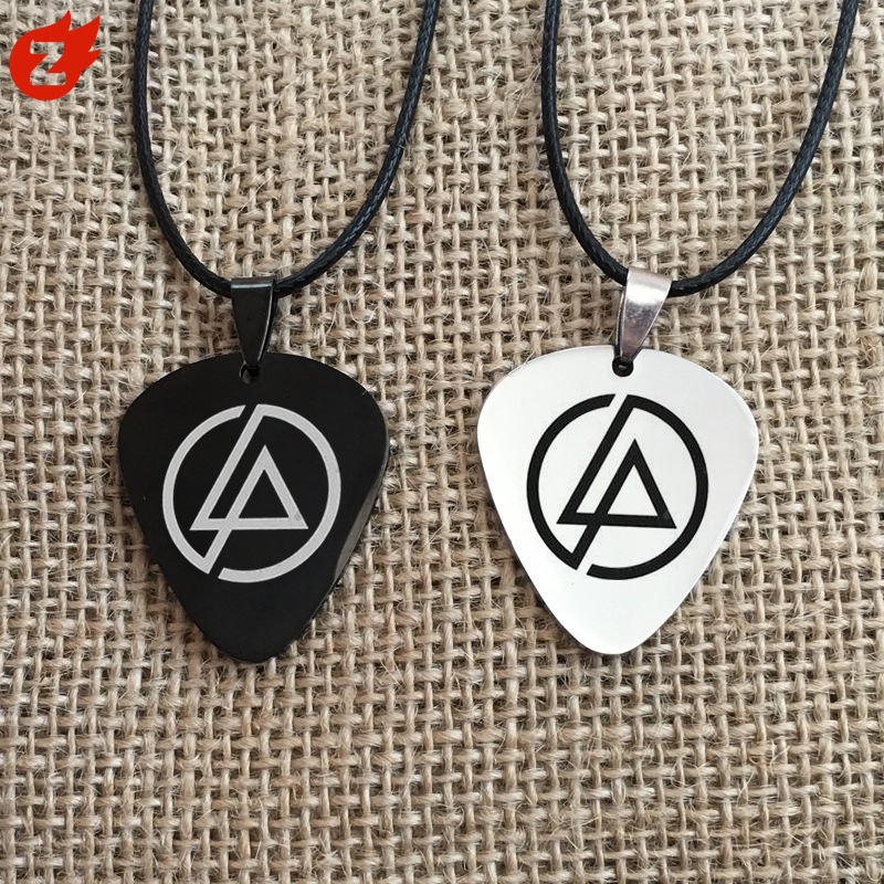 สร้อยคอเชือก จี้ปิ๊กกีตาร์ Idol Singer Rock Band Linkin Park