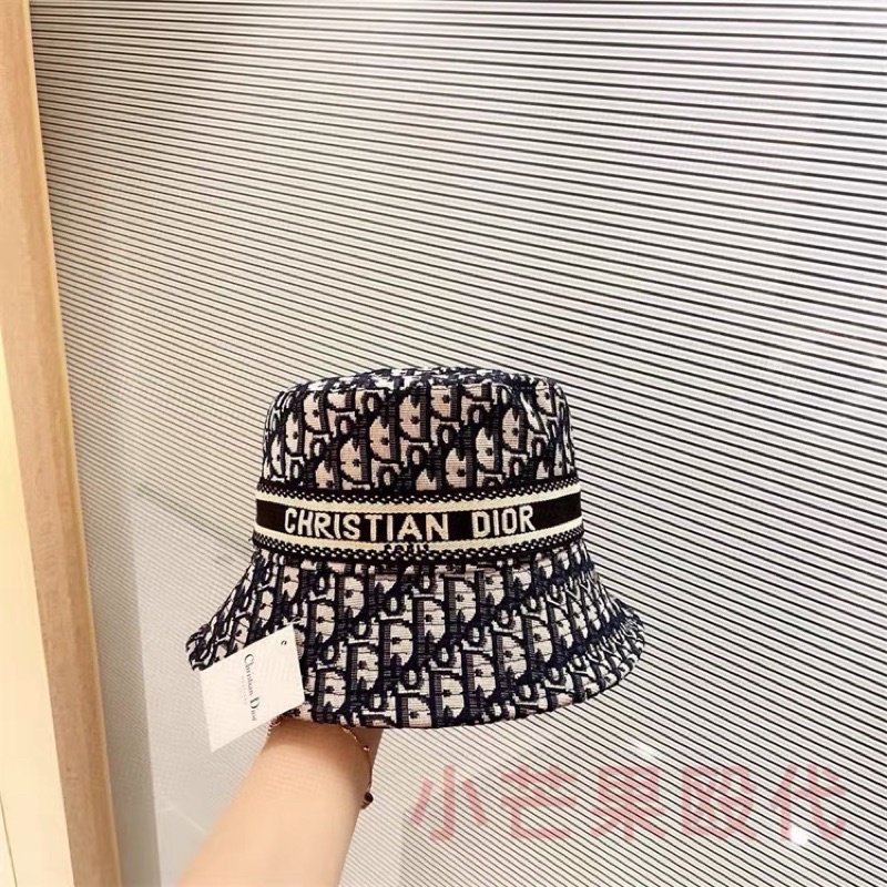 หมวกบักเก็ต  แฟชั่น ผู้หญิงผู้ชายใส่ได้มีสินค้าพร้อมส่ง