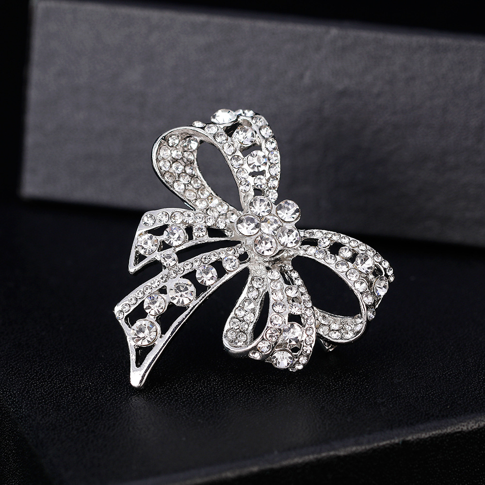 เข็มกลัดเพชร rhinestone ประดับโบว์สําหรับตกแต่งเสื้อผ้า