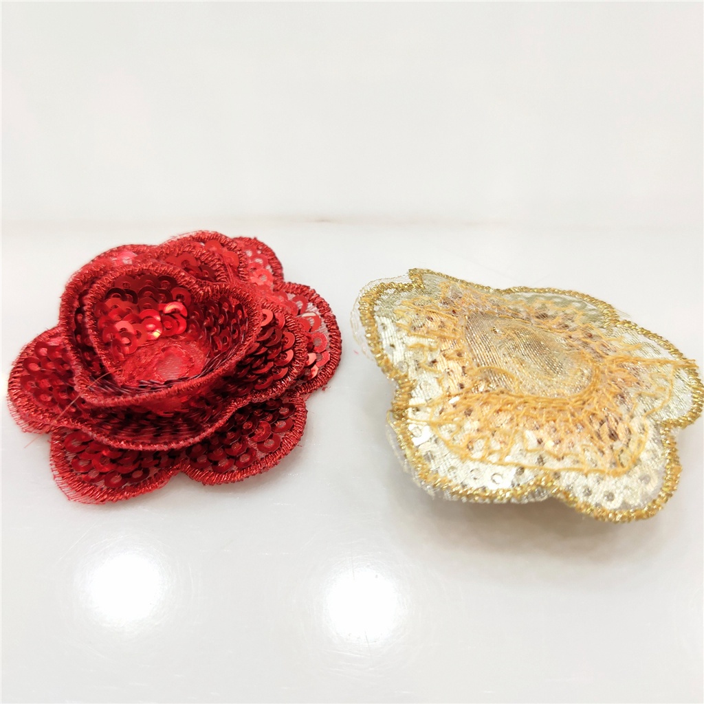 แผ่นแพทช์ ปักเลื่อม รูปดอกไม้ 3D ขนาดเล็ก 4 ซม. แฮนด์เมด DIY สําหรับตกแต่งชุดแต่งงาน