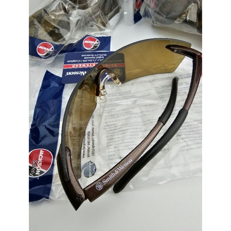 แว่นตา​ Smith​&Wesson Caliber Anti-Fog Brown Safety Glasses
