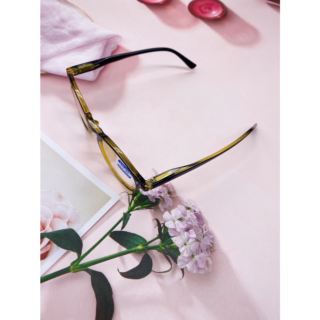 แว่นสายตายาวกรองแสงสีฟ้า ขาสปริง ทรงหยดน้ำ  +250 ถึง+400 คุณภาพดี และเบา A215