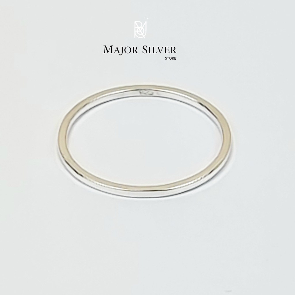 แหวนนิ้วก้อย ลวดสี่เหลี่ยม1มิล / แหวนเงินแท้92.5% เรียบๆ แฟชั่น สไตล์มินิมอล  Major Silver :  E-V-Sq1