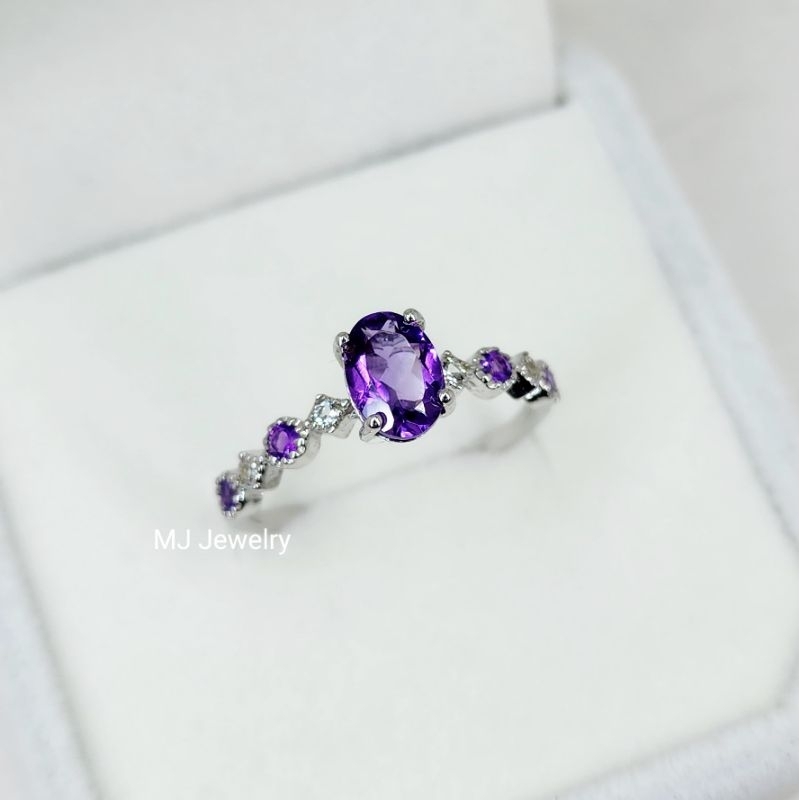 แหวนพลอยนิลดำ ขนาด 7×5 มิล พลอยแท้ 100% แหวนเงินแท้ 925 จิวเวลรี่จากจันทบุรี
