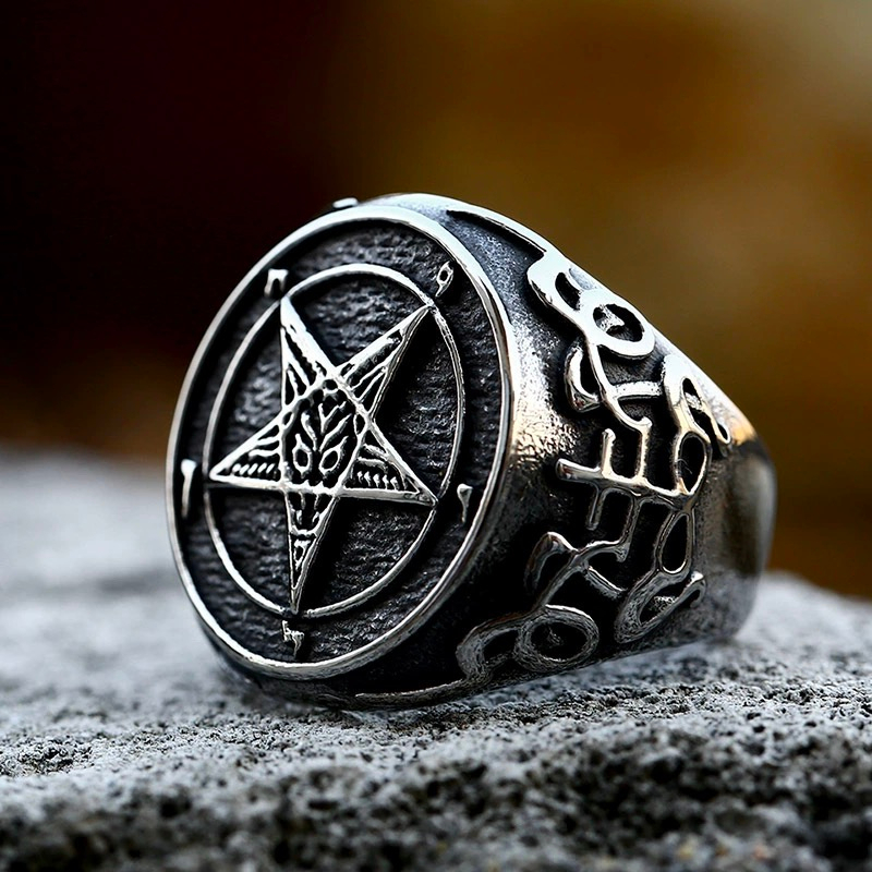 แหวนสแตนเลส ไทเทเนียม รูปดาวห้าแฉก ลาย Demon Satan สไตล์เรโทร สําหรับผู้ชาย