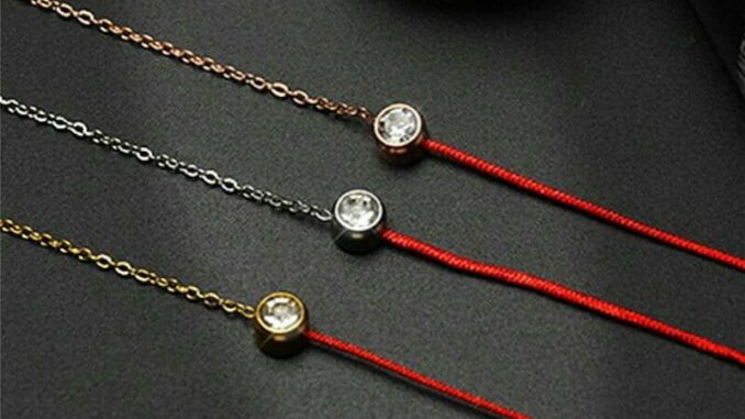 ของแท้100% ด้ายแดงนำโชค สร้อยข้อมือนำโชค #89 สร้อยข้อมือด้ายแดงมีจี้เพชร เสริมโชคลาภ ความรัก มหาเสน่ห์
