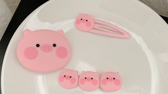 กิ๊บติดผมรูปหมูสีชมพูน่ารักสําหรับผู้หญิง