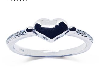 Memorine Jewelry แหวนเงินแท้ 925 ฝังเพชรสวิส (CZ) : ONLR243