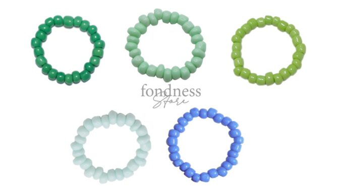 แหวนลูกปัด เอ็นยืด แหวนมินิมอล แหวนสีพื้น โทนฟ้า-เขียว(2) สี I - M [Fondness Store]