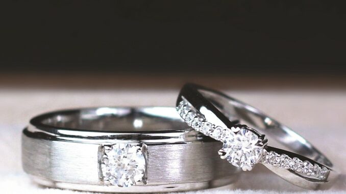 Madduckjewels แหวนเงินแท้ เพชร CZ ชุบโรเดียม RG1418WGR-RG1449