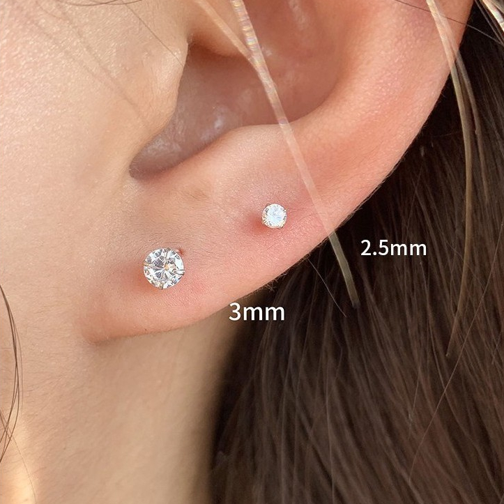 138-littlegirl gifts- Diamond earrings bone screw  (ราคาต่อชิ้น)