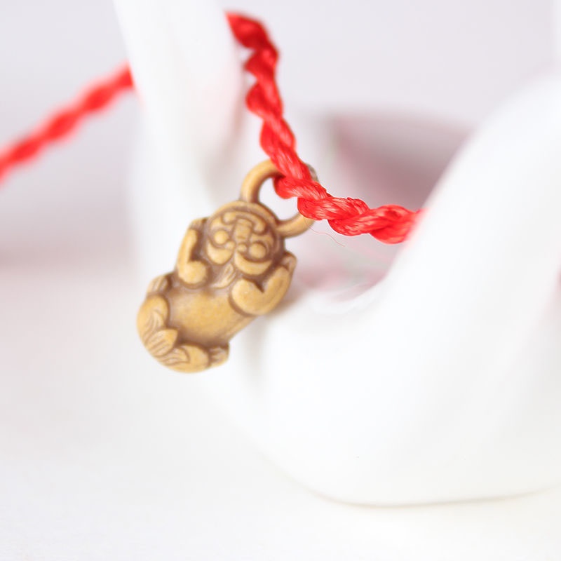 CODพร้อมส่ง1บาทสร้อยข้อมือเชือกสีแดงจี้ถั่วลิสงน่ารัก2023ใหม่ของแถมลูกค้าขายส่ง-Ranliyy