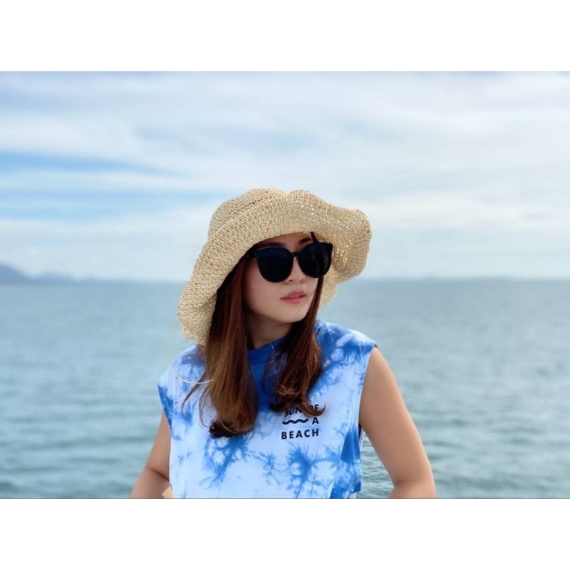 GAMT แว่นกันแดด Cat Eye Clear Sunglasses Retro Classic Designer Black Frame Gray Lens.