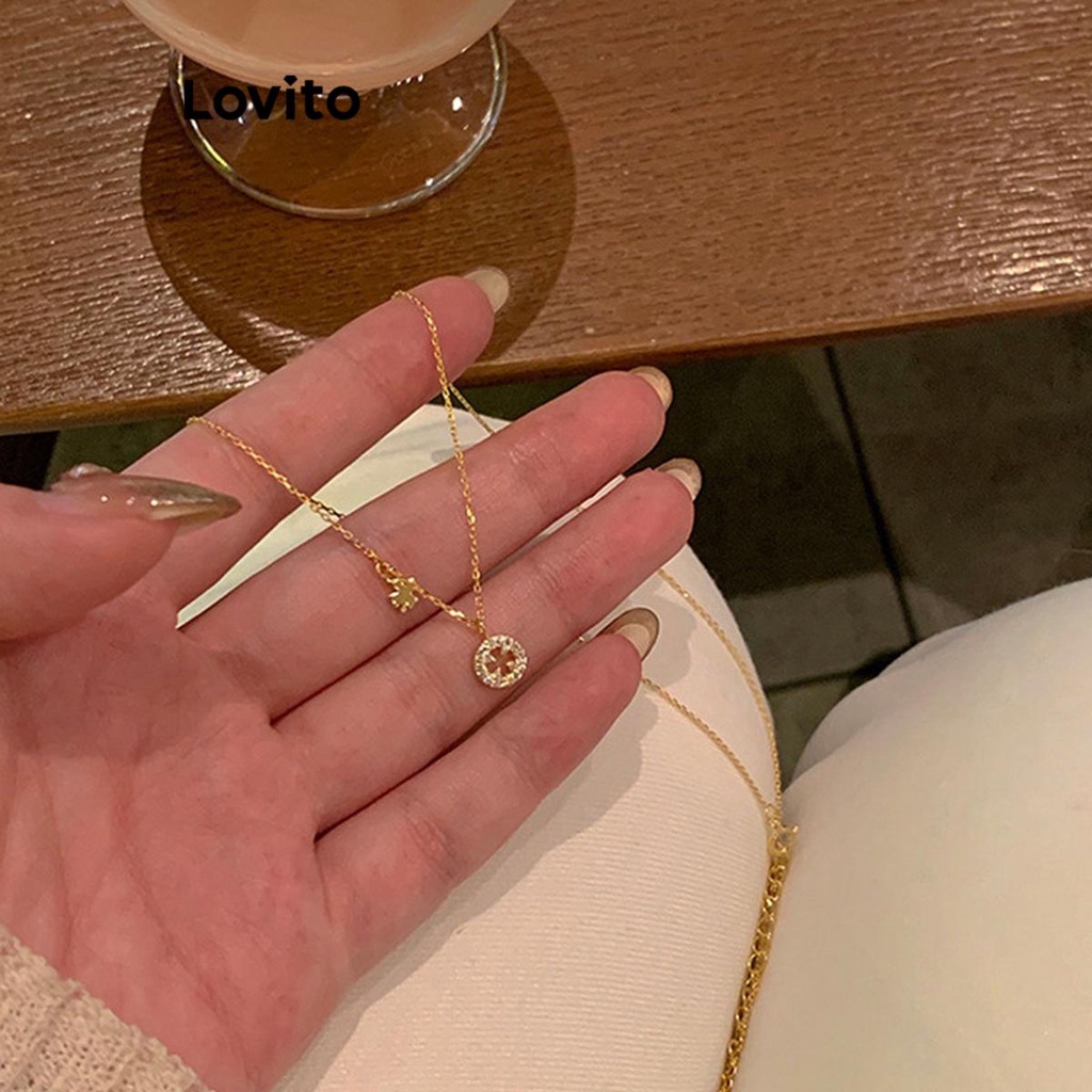 Lovito สร้อยคอผู้หญิง แต่งพลอยเทียม ดอกไม้ สไตล์ลำลอง LFA09541