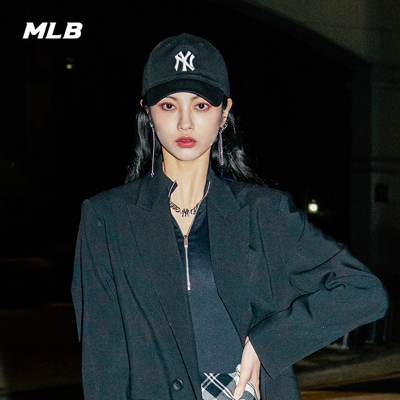 NY YANKEES ROOKIE BALL CAPป้ายใหญ่ ของแท้ LAหมวก จากช๊อปเกาหลี