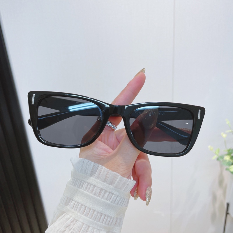 New Item 97110 แว่นตาแฟชั่น แว่นตากันแดด เลนส์สี สีมินิมอลสุดๆ [[ร้านในไทย??สินค้าพร้อมส่ง]]