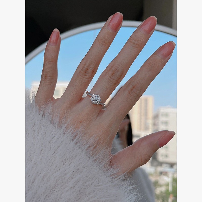 Real Moissanite แหวนเงินแท้ 925 0.5ct 1ct หกง่าม ทรงกลม สีขาว สําหรับหมั้น งานแต่งงาน งานเลี้ยง