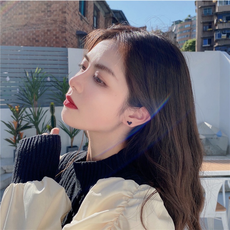 Roselife ต่างหูลูกปัดมิกกี้น่ารักสีดําสําหรับผู้หญิง 1 คู่