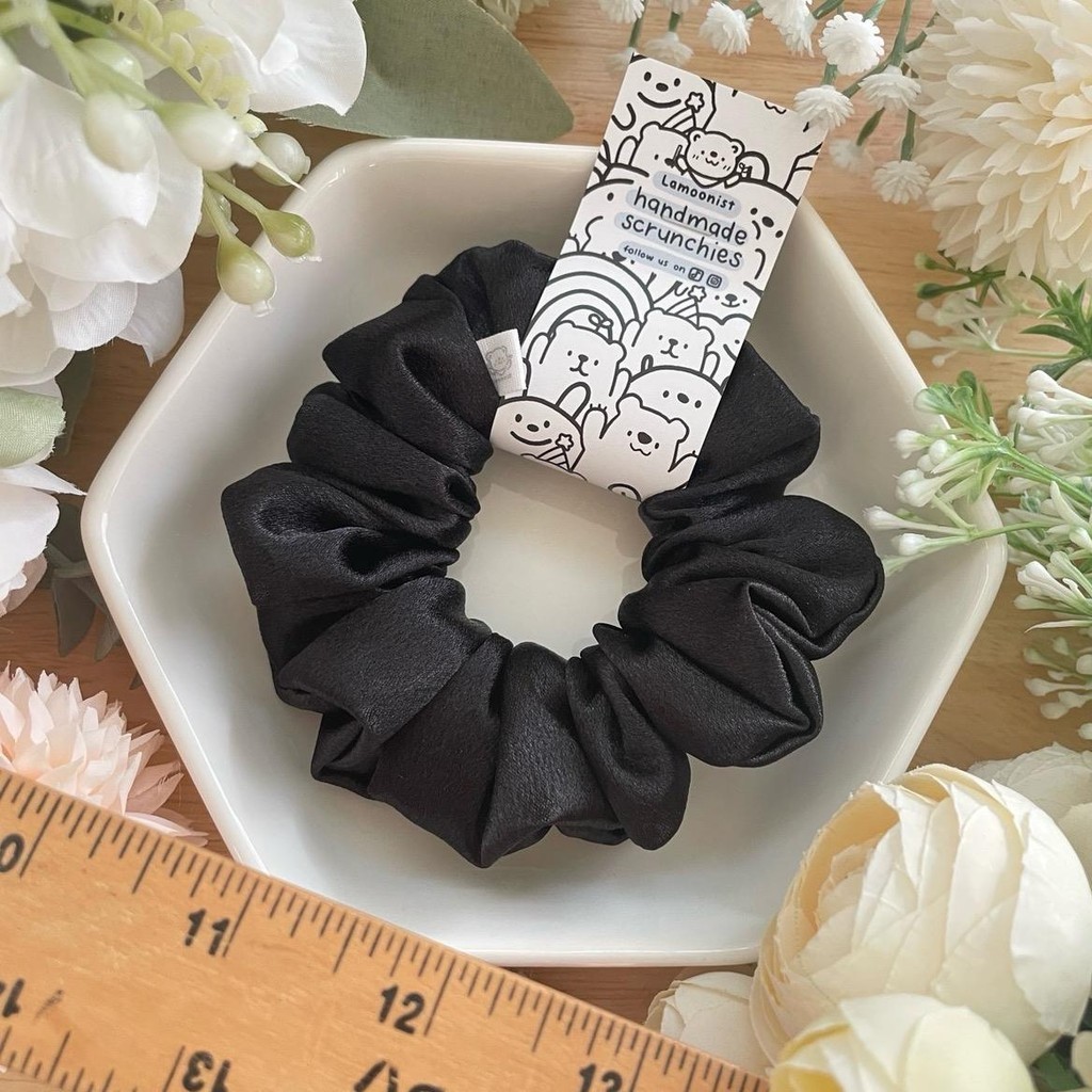 Scrunchie • Regular • Charcoal black