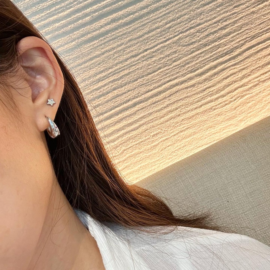 Shiny Star Set ต่างหูจิ๋วรูปดวงดาวแบบเซท 4 ชิ้น