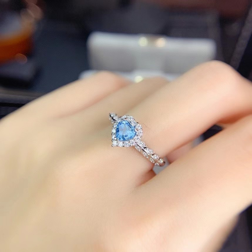 TANITTgemsแหวนทองคำขาวประดับพลอยAquamarineแท้สีฟ้าอ่อนสวยทรงหัวใจ