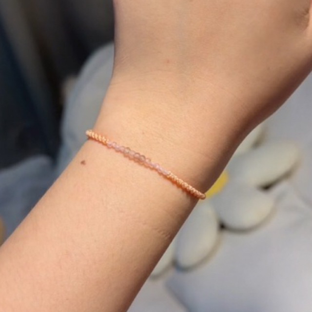 VITALIA -PEACH ANGEL- สร้อยข้อมือปลุกเสกเรื่องการเงิน