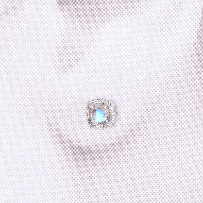 earika.earrings - hologram snowflake piercing จิวหูเงินแท้เกล็ดหิมะ (ราคาต่อชิ้น) เหมาะสำหรับคนแพ้ง่าย