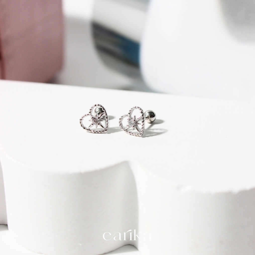 earika.earrings - sparkle heart piercing จิวหูกลมรูปหัวใจ มี 2 สี (ราคาต่อชิ้น) เหมาะสำหรับคนแพ้ง่าย