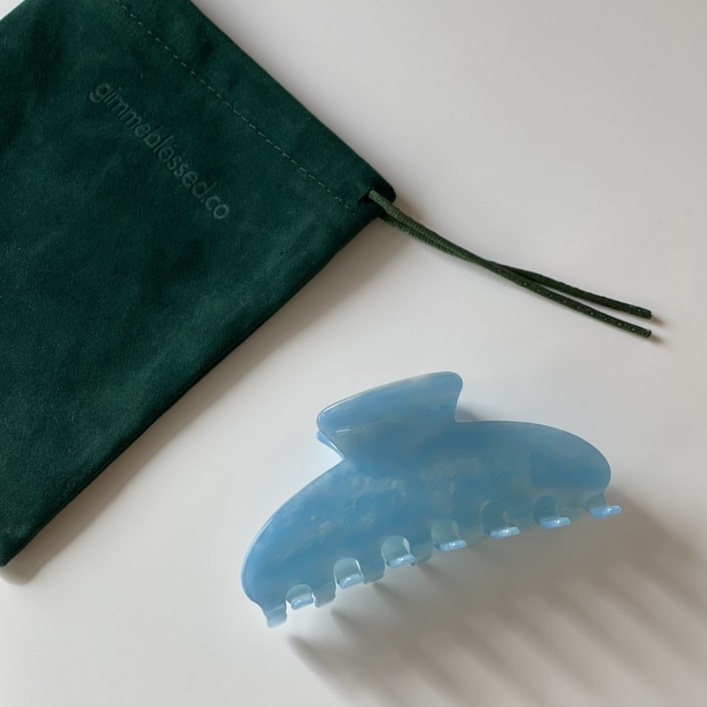 gimmeblessed.co—Soufflé (กิ๊ฟเปลี่ยนสีตามอุณหภูมิ) / hair claw with mini pouch