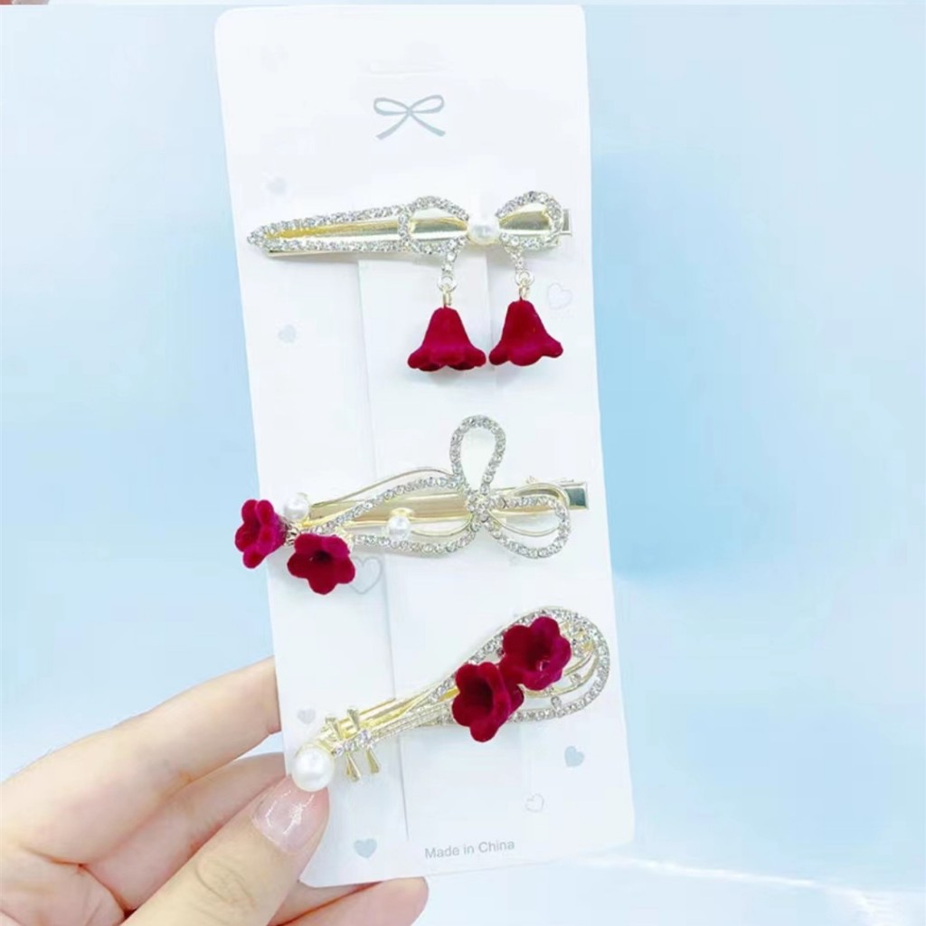 กิ๊บติดผม ผ้ากํามะหยี่ขนนิ่ม ขอบดอกไม้ สีแดง สไตล์เกาหลี สําหรับผู้หญิง