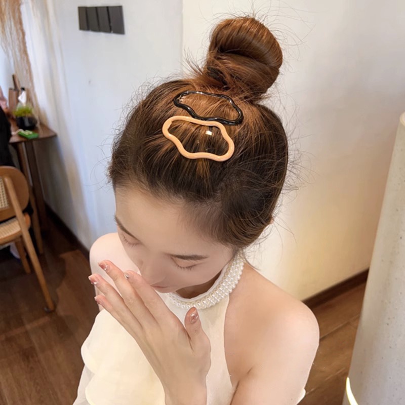 กิ๊บติดผม รูปก้อนเมฆ ฉลุลาย แบบเรียบง่าย ไม่ซ้ําใคร