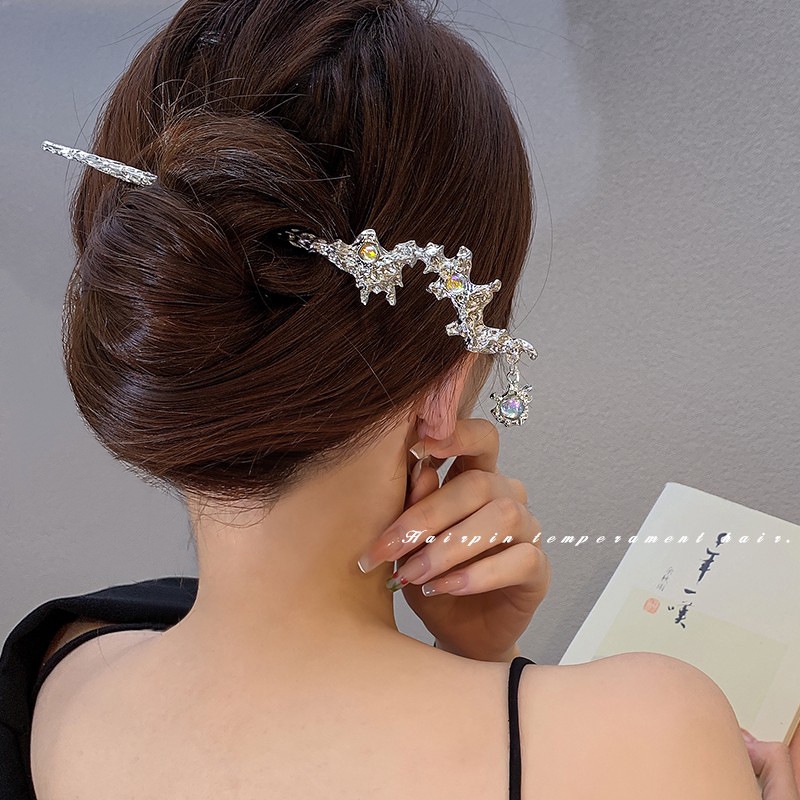 กิ๊บติดผม สีเงิน เครื่องประดับ แบบเรียบง่าย สไตล์โบราณ แฟชั่นฮั่นฝู สําหรับผู้หญิง
