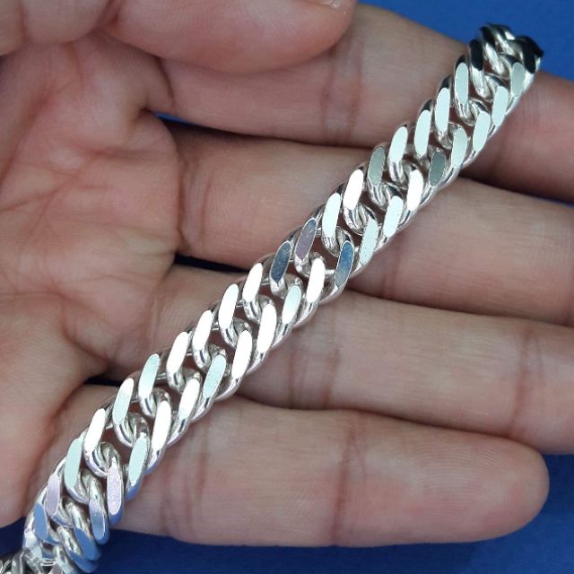 น้ำหนักเงิน 1.9 บาท (29 กรัม).สร้อยข้อมือเงินแท้.ลายอิตาลี่ (italy) เงินแท้ทั้งเส้น.ไม่ใช่งานชุบ.